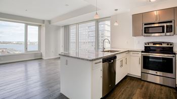 Breakfast bar*